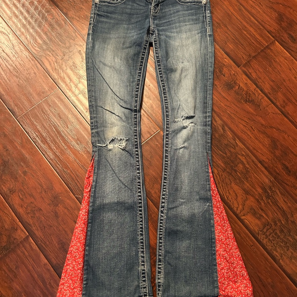 Miss Me Flared Jeans with Red Accents